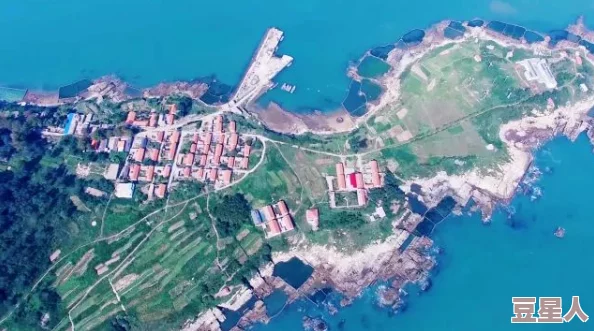 《心动小镇》海洋污染危机任务深度攻略与九游会官网登录入口网页的解决方案解析