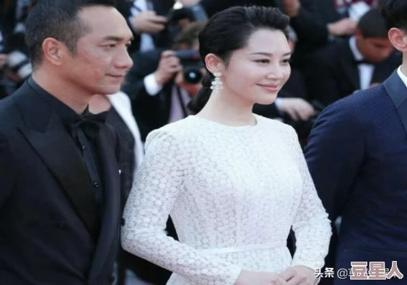 深度解析新笑傲江湖游戏中结婚礼服获取方法与全面指南