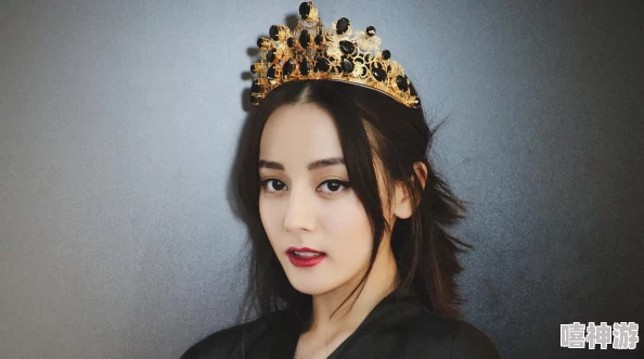 反差婊热门事件吃瓜黑料！某女星被曝私下对助理发飙，现场录音曝光，网友纷纷围观揣测